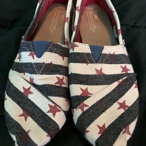 star and striped toms